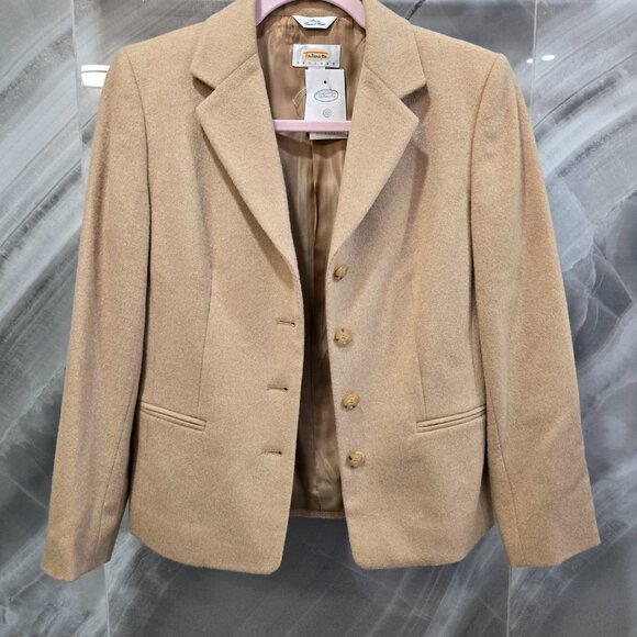 NWT Talbots 100% Camel Hair suit with skirt, size 4P - Picture 3 of 15